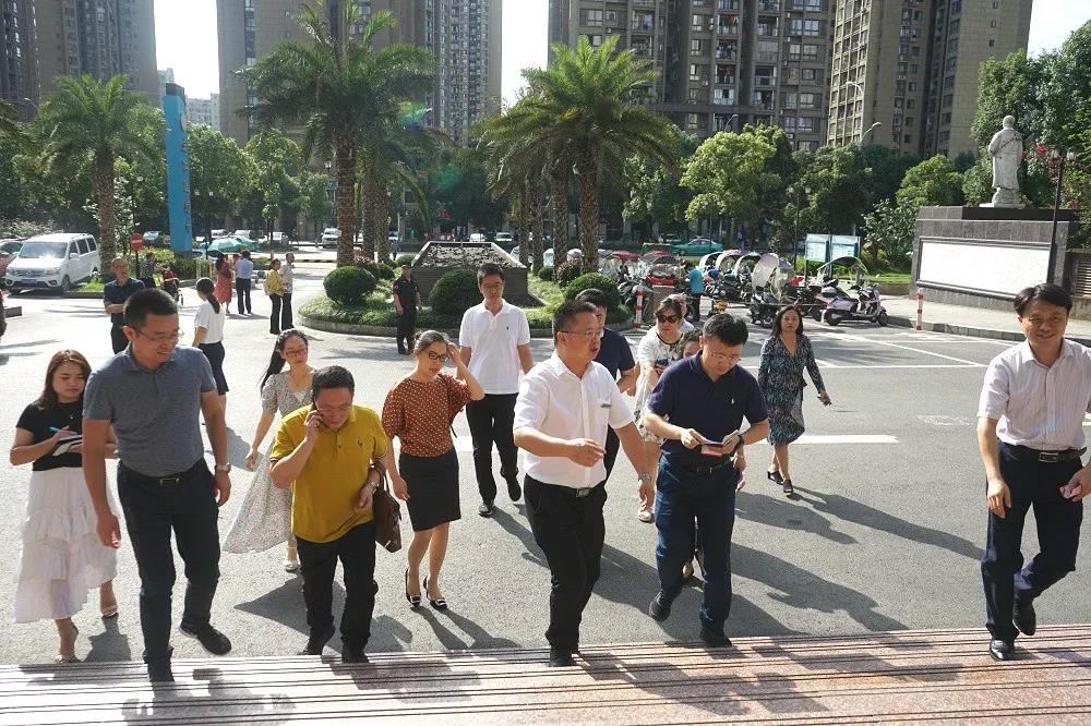 拼搏在线官网 - 首页